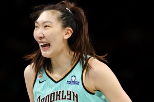 韩旭:WNBA的教练组分工明确 国内基本就是一个主教练+两个助教