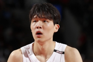 开拓者今日替补中锋由落选秀卡尔森与波特出任 首轮新秀杨瀚森未获出场机会
