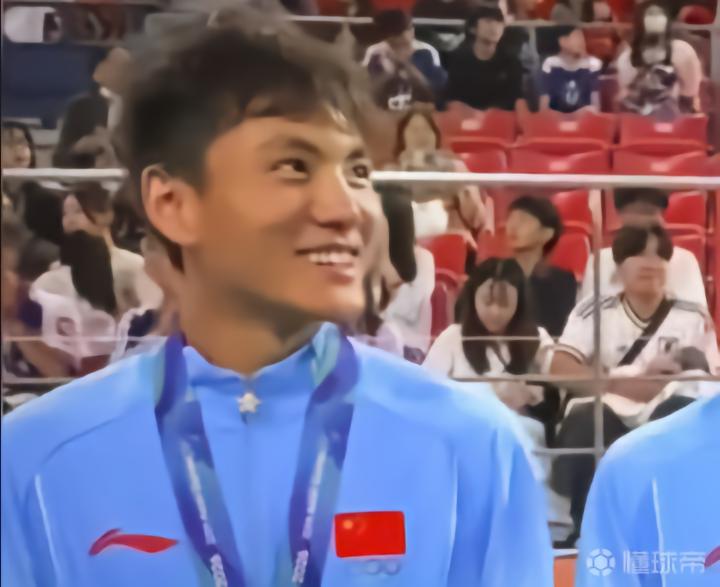 佩斯克谏义里VS斯莱曼直播_印尼超赛前前瞻_10月22日