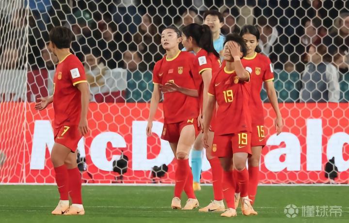 利弗西奇VS希尔斯登直播_英北甲赛前前瞻_09月23日