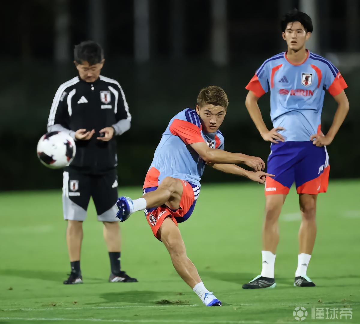 塔库里VS阿塞瓦尔直播_巴拉乙赛前前瞻_09月26日